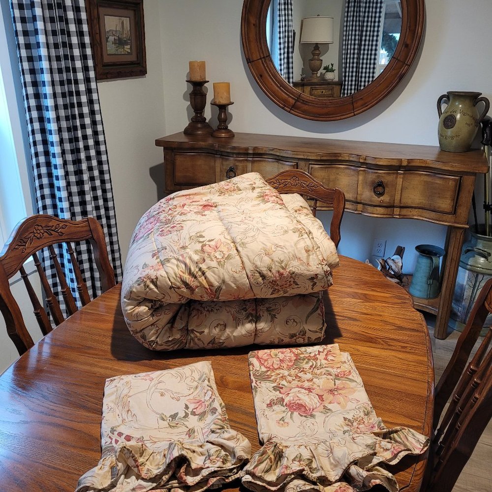 Ralph Lauren Guinevere Medieval Aragon queen comforter set